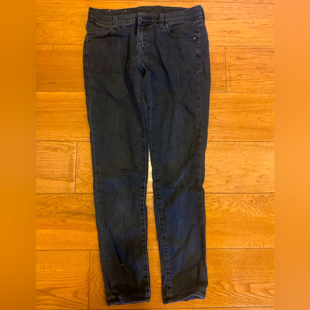 Black skinny jeans